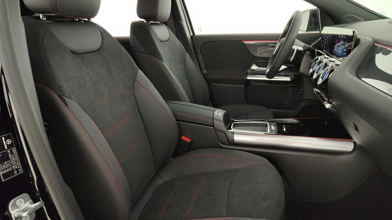 Mercedes-Benz GLA 200 d automatic