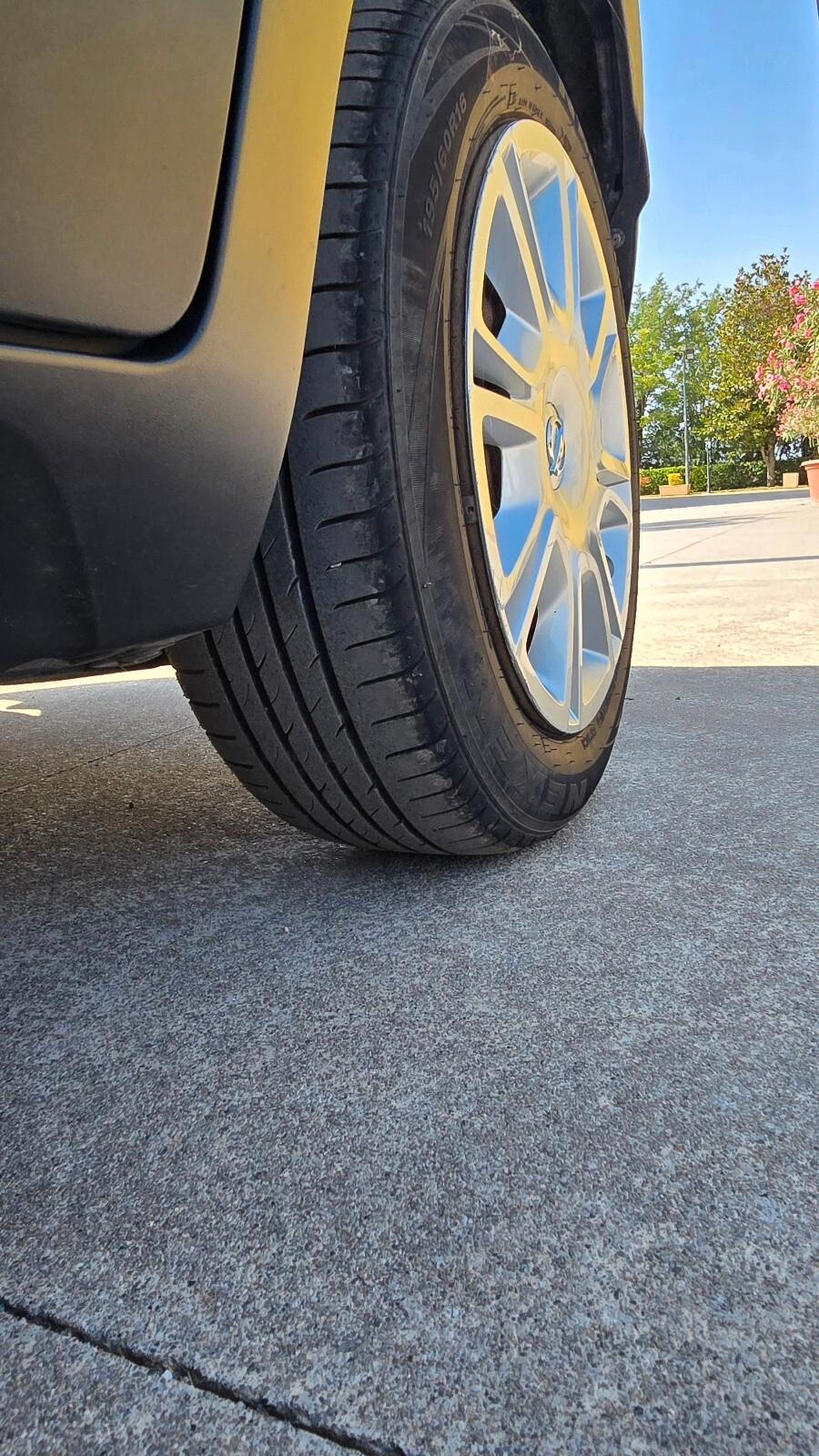 OPEL CROSSLAND TENUTA MOLTO BENE