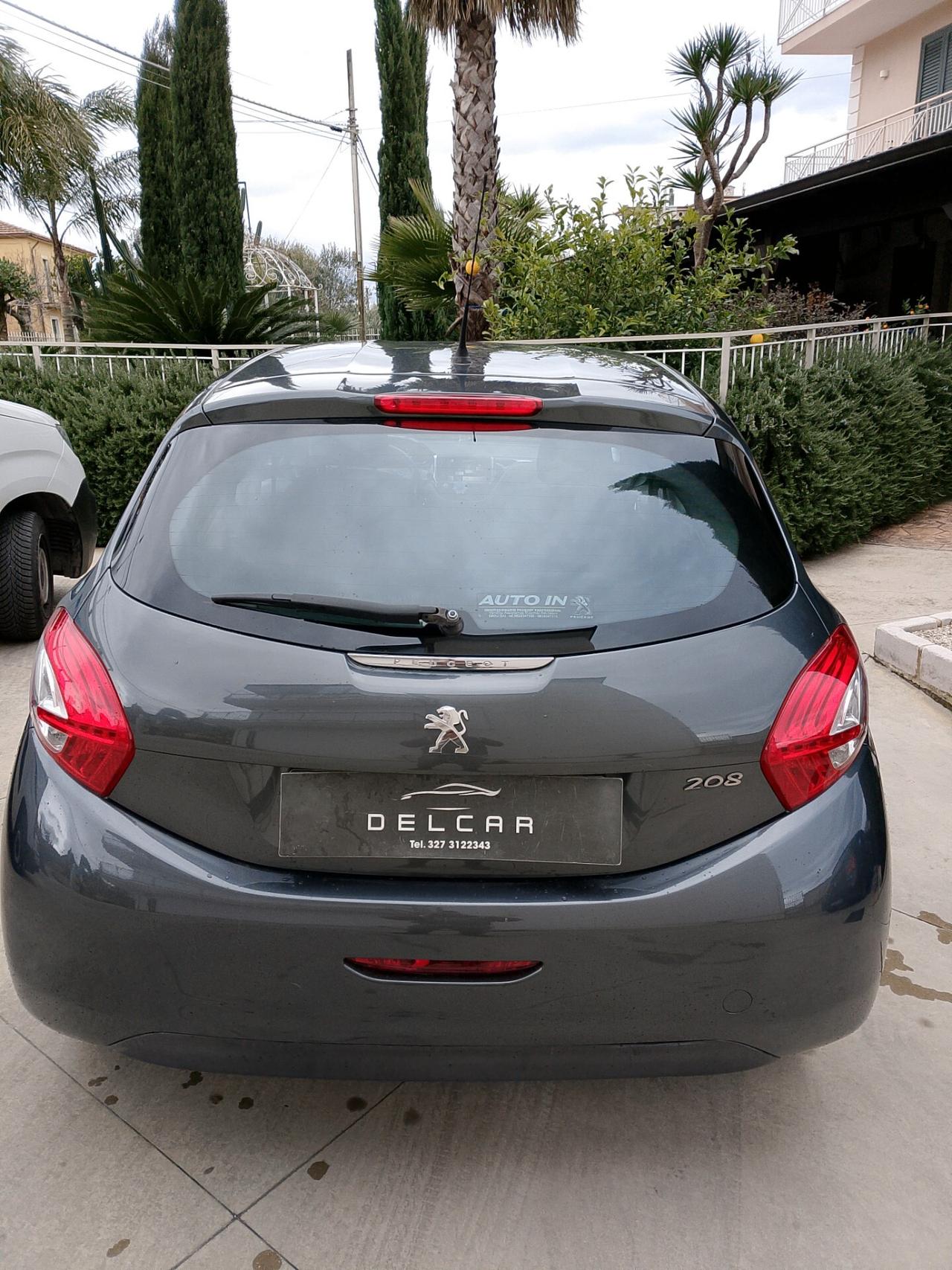 Peugeot 208 1.4 HDi 68 CV 5 porte Allure