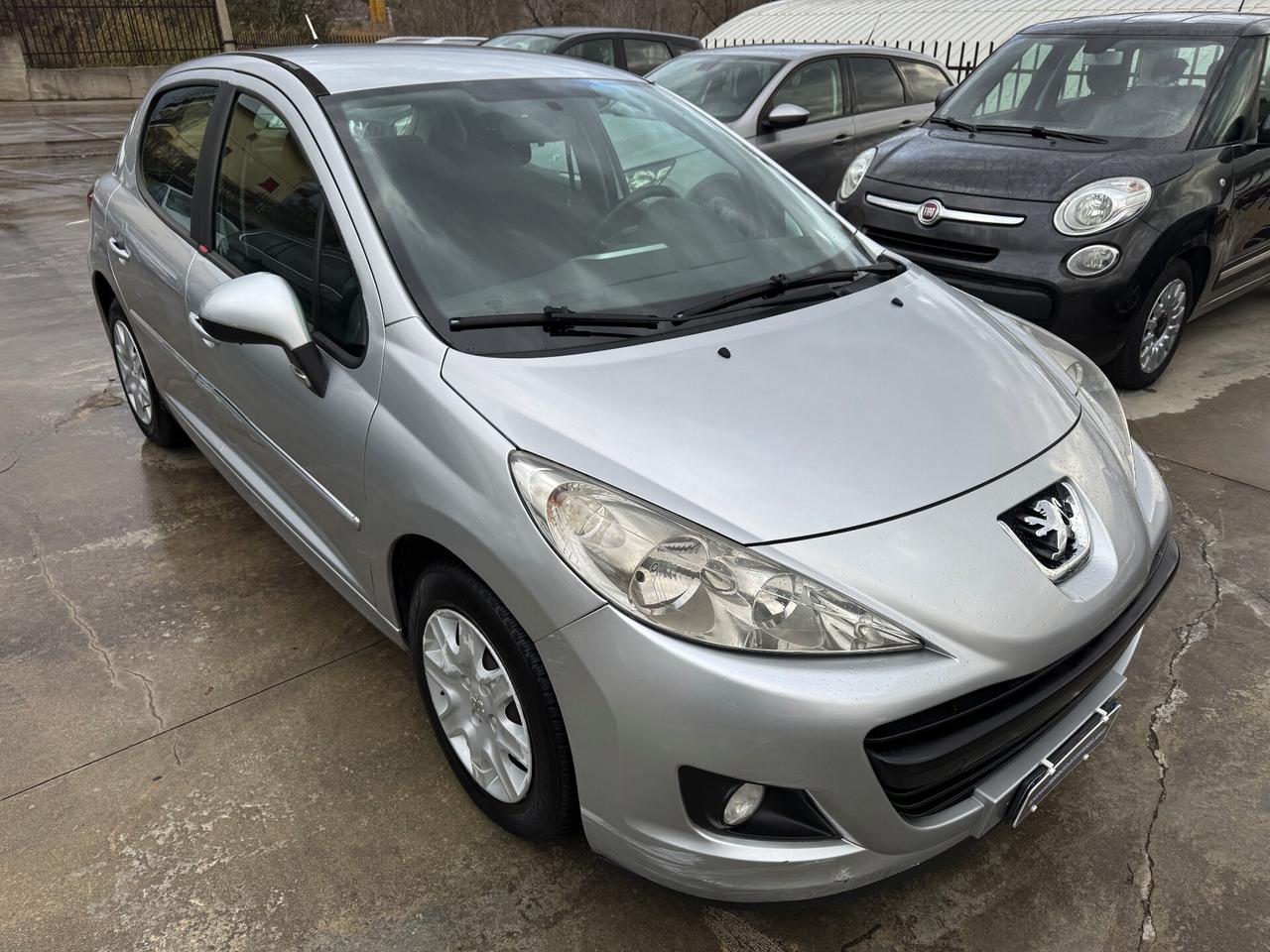 PEUGEOT 207 1.4 HDI 69CV RESTYLING 5porte