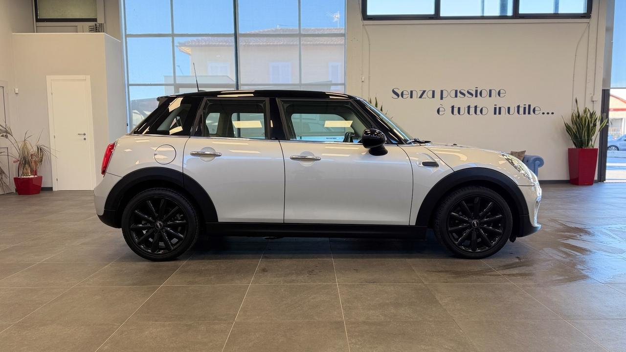 Mini Cooper D 15 BOOST 5 PORTE