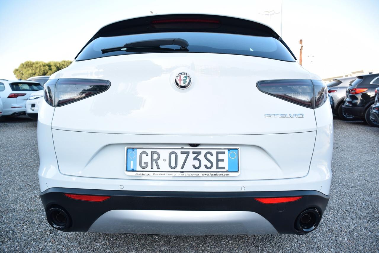 Alfa Romeo Stelvio ALFAROMEO NEW OMOLOGATA AUTOCARRO 5POSTI IVA DETR. 2.2TD 160CV AT8