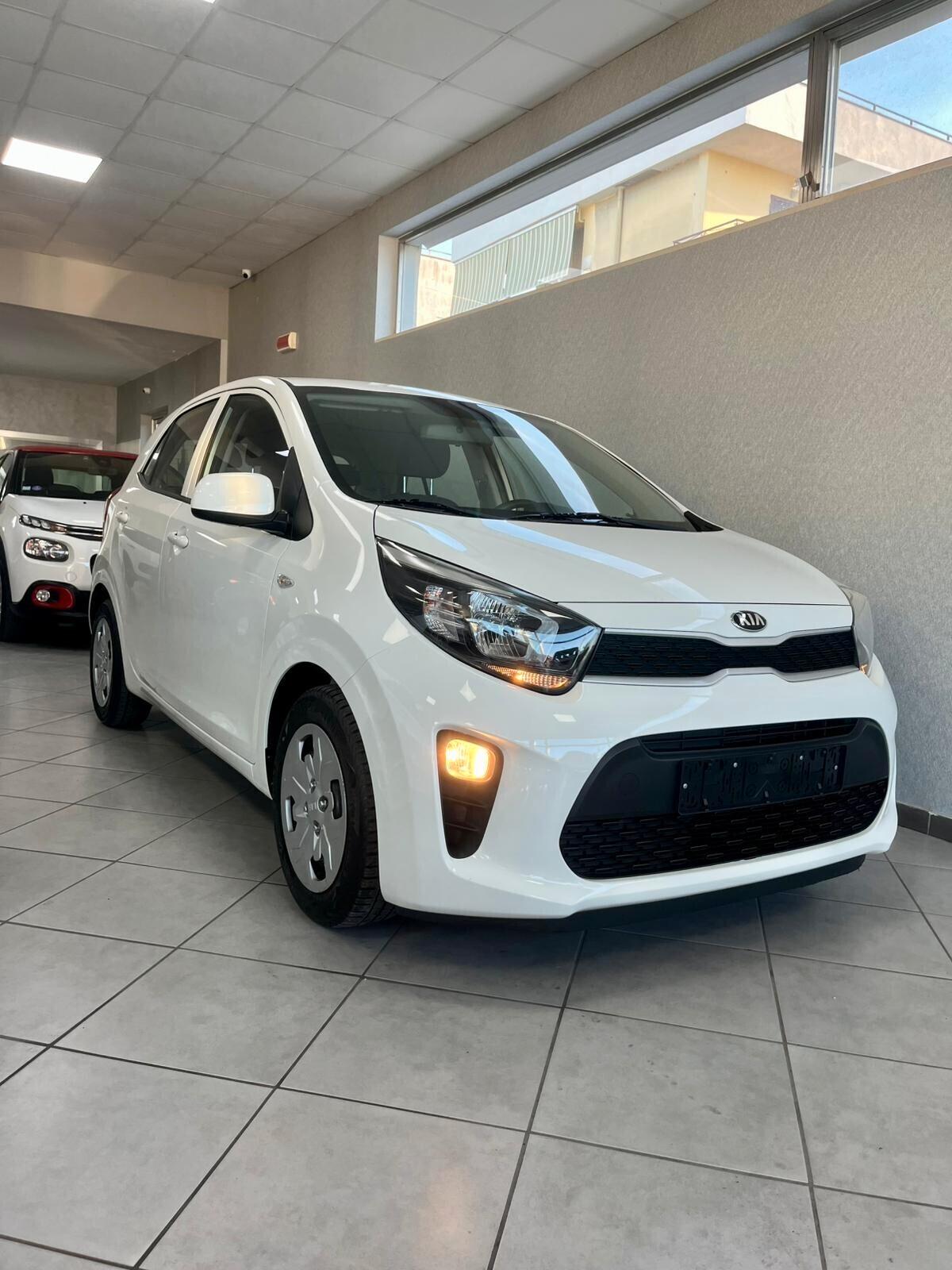 Kia Picanto 1.0 5 porte ATTRACT