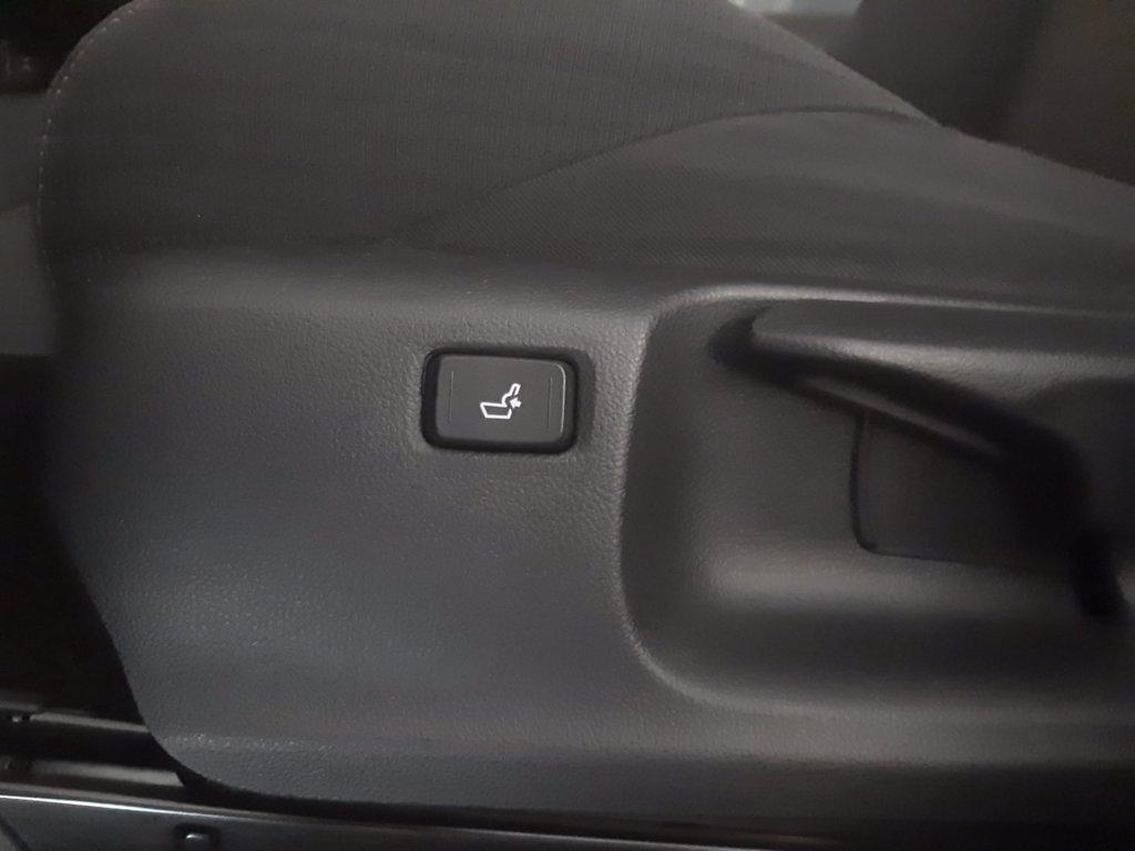 TOYOTA C-hr 1.8h trend 2wd e-cvt del 2017