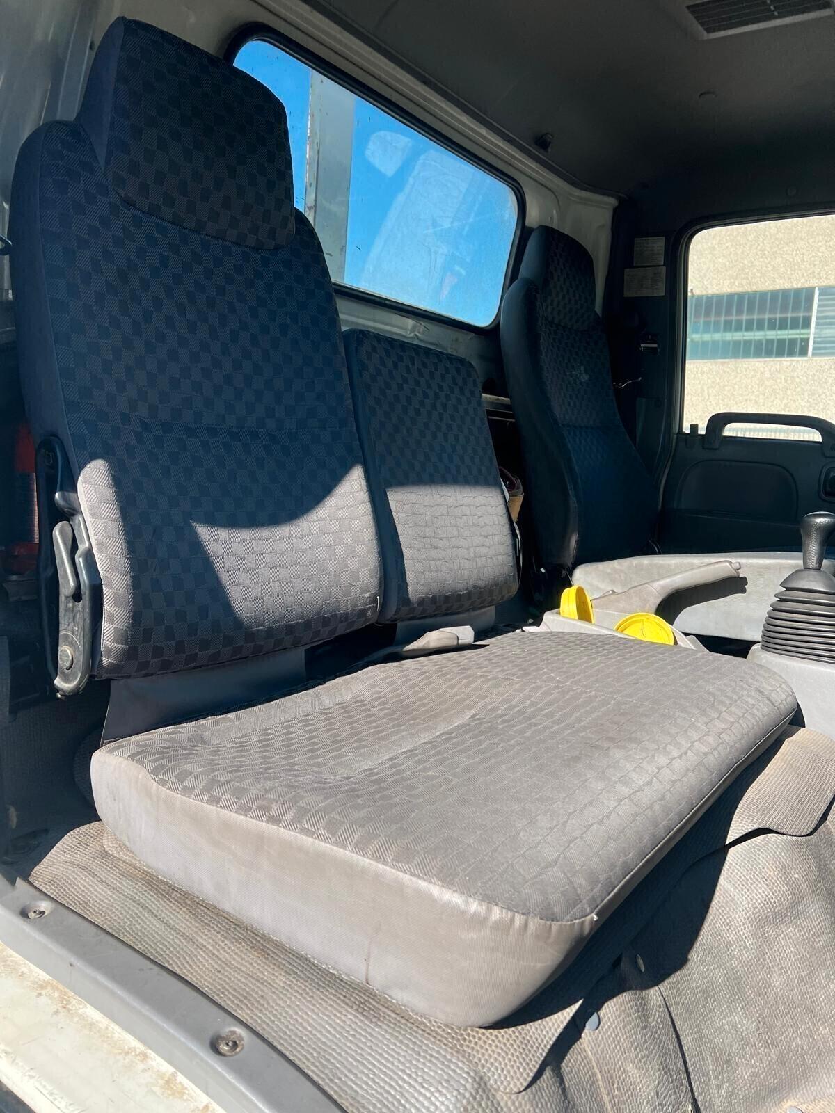 Isuzu NPR Fisso Lungo 2010