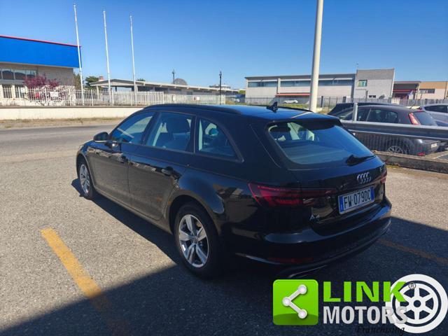 AUDI A4 Avant 30 TDI S tronic Business
