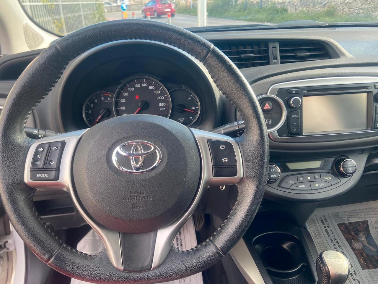 Toyota Yaris 1.4 D-4D 5 porte Lounge