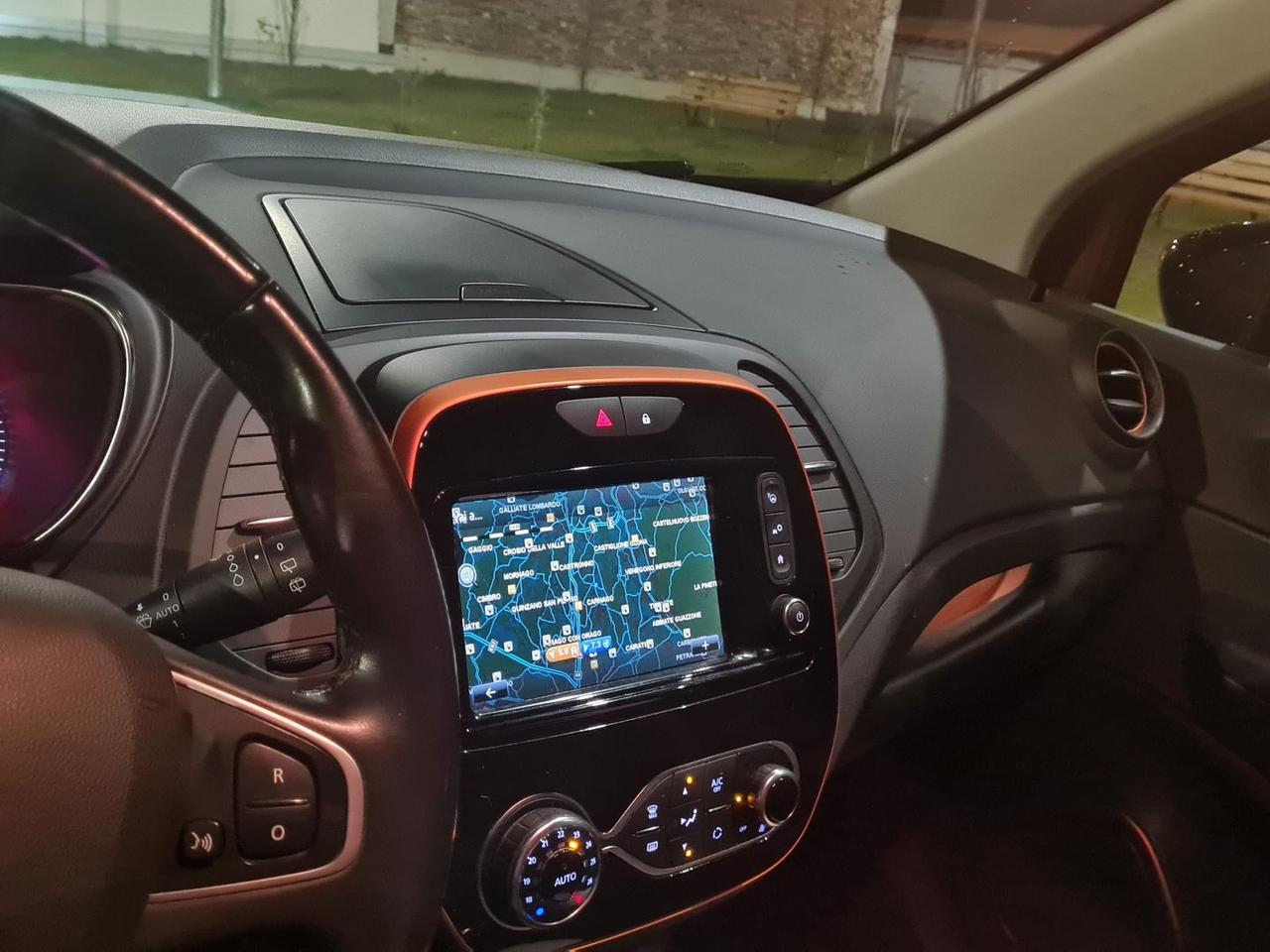 Renault Captur 0.9 ENERGY TCe Intens #8205