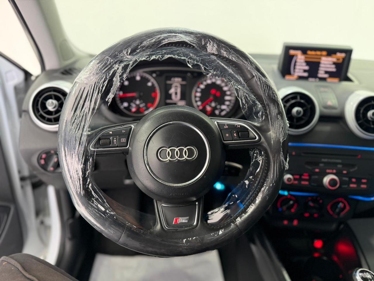 Audi A1 1.6 TDI S line edition