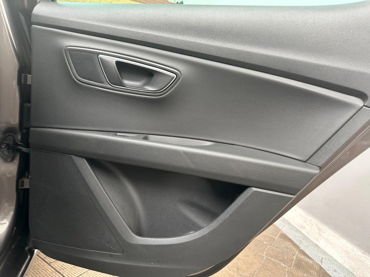 Seat Leon 1.4 Turbo, Euro 5B, tenuta e usata da amatore, garantita e certificata