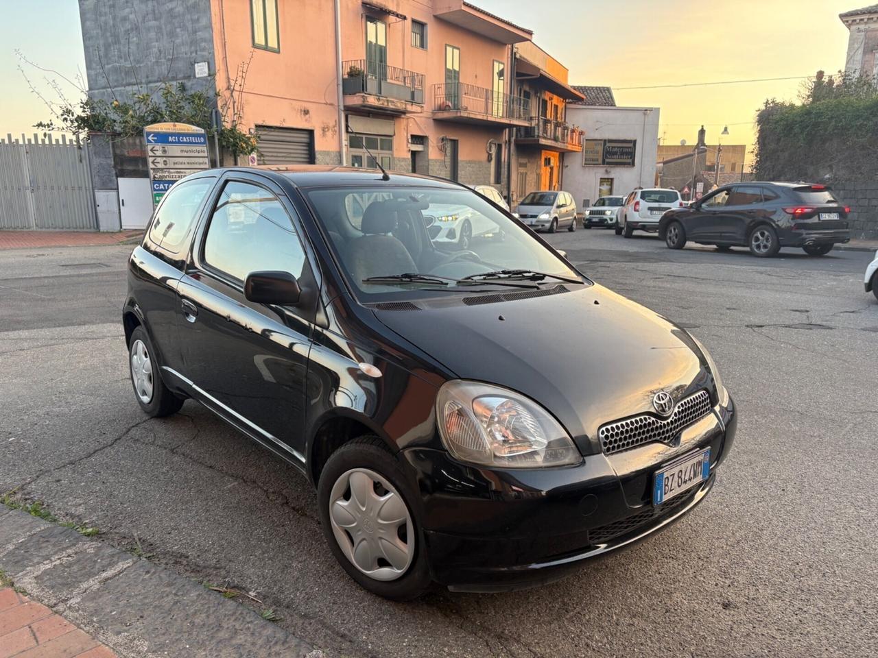 Toyota Yaris 1.4 tdi D-4D cat 3 porte Sol