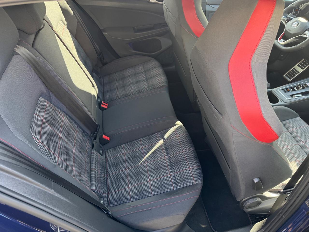 Volkswagen Golf GTI 2.0 TSI DSG