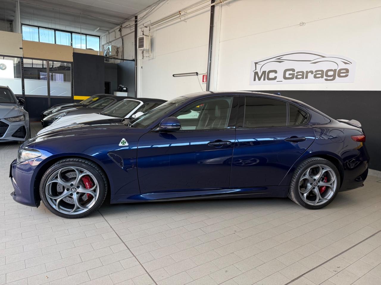 Alfa Romeo Giulia 2.9 V6 Bi-Turbo AT8 Quadrifoglio
