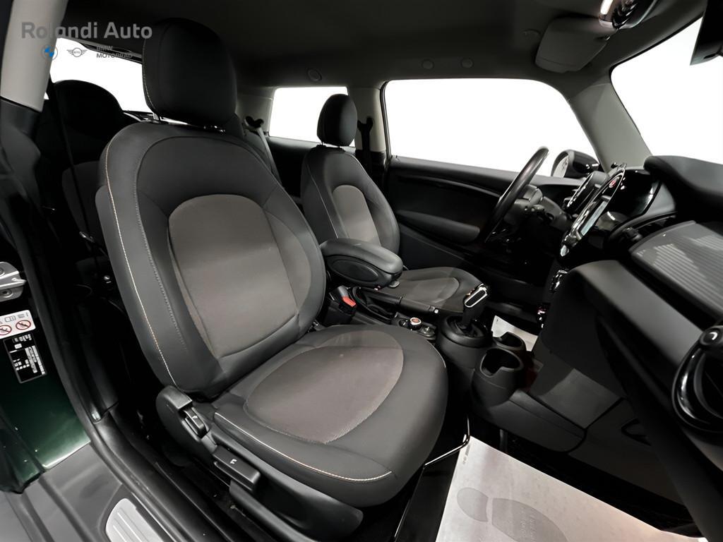 Mini Cooper D 1.5 D Cooper D DCT