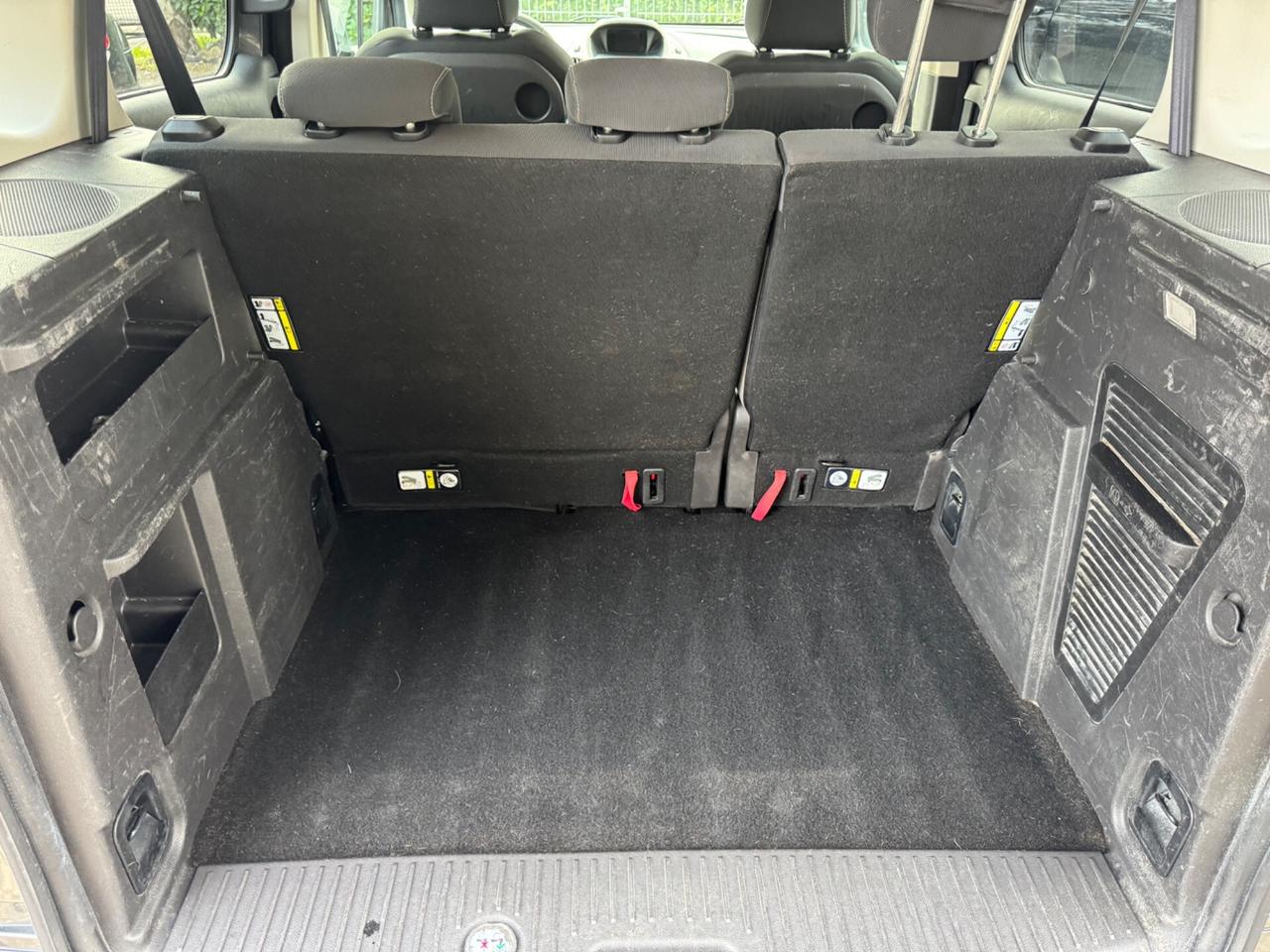 Ford Tourneo Courier Tourneo Courier 1.5 TDCI 75 CV Titanium