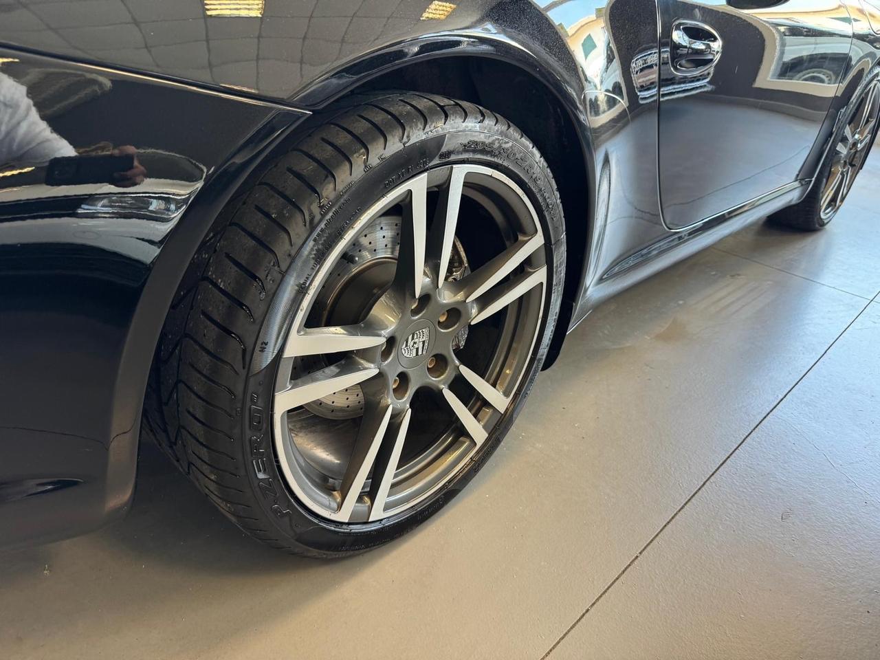 Porsche 911 Carrera Coupé Black Edition