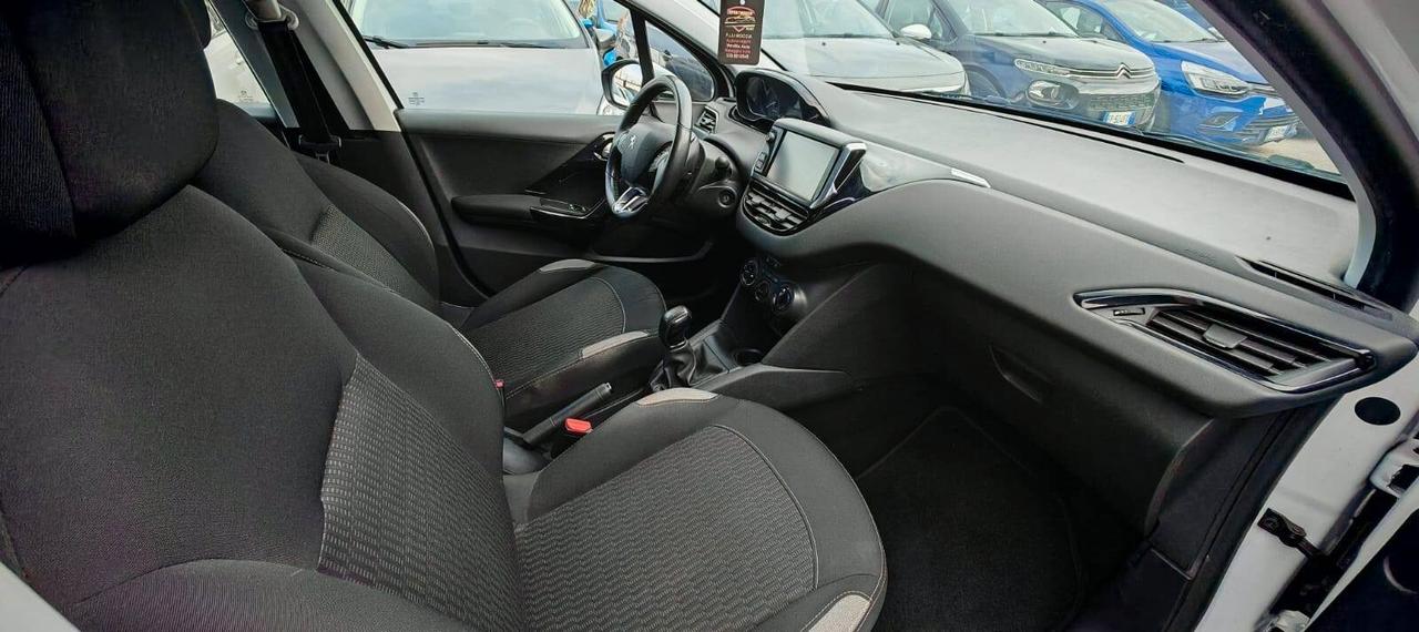 Peugeot 208 100K KM EURO 6 UNIPRO