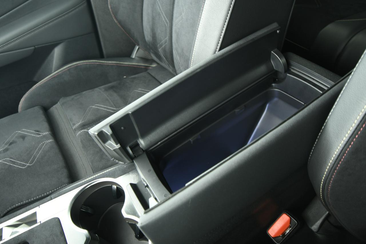 DS DS7 1.5 bluehdi Performance Line+ 130cv auto CAMERA+NEOPATENTATI