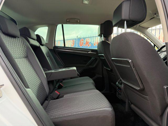 VOLKSWAGEN Tiguan R-LINE DA VETRINA NORD ITALIA