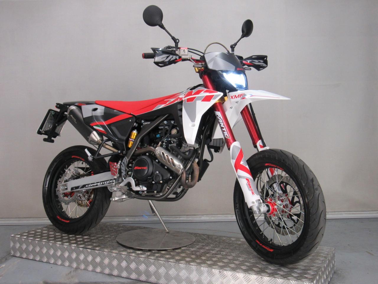 Fantic Motor XMF 125 COMPETITION 11 KW PATENTE A1 E B