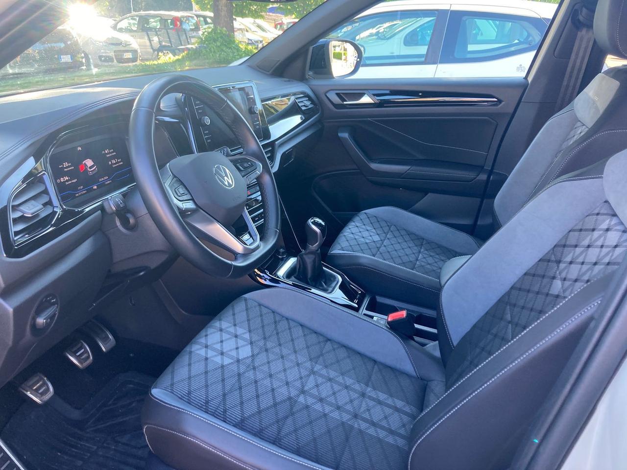 Volkswagen T-Roc 1.5 TSI R Line #10580