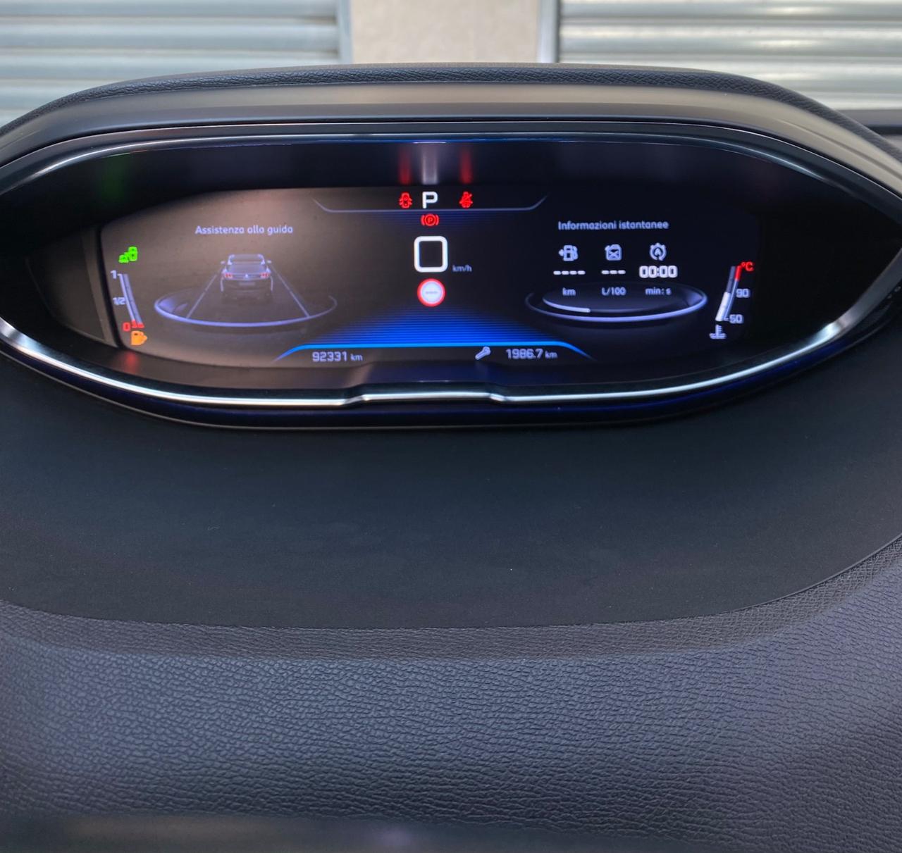 Peugeot 3008 BlueHDi 130 S&S EAT8 Allure