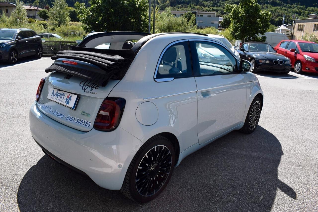 Fiat 500 Fiat 500e Cabrio La Prima