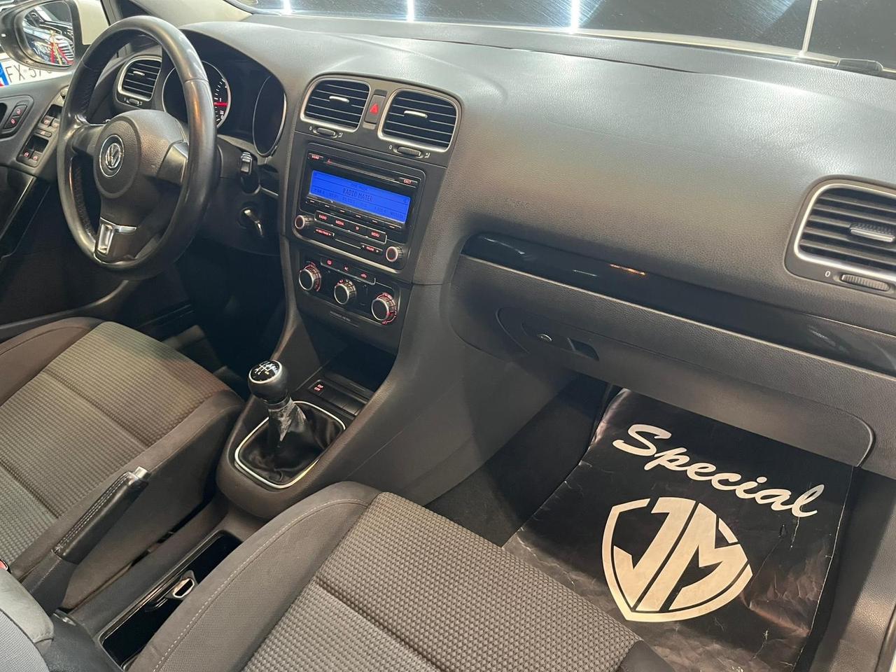 Volkswagen Golf 1.6 TDI DPF 5p. Comf. BlueM. Tech. OK NEOPATENTATI