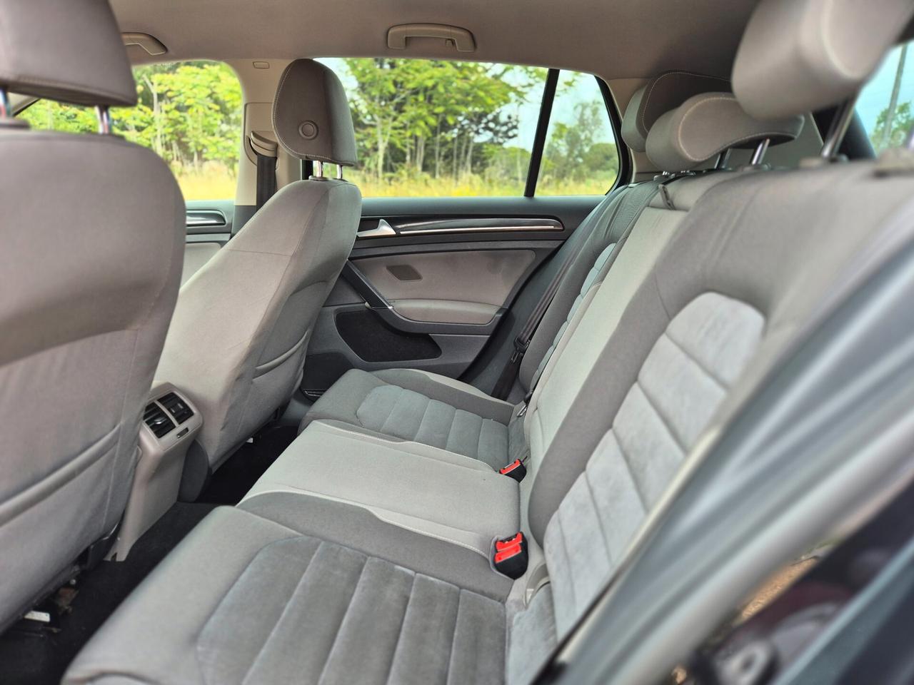 Volkswagen Golf 1.6 TDI DPF 5p. Highline