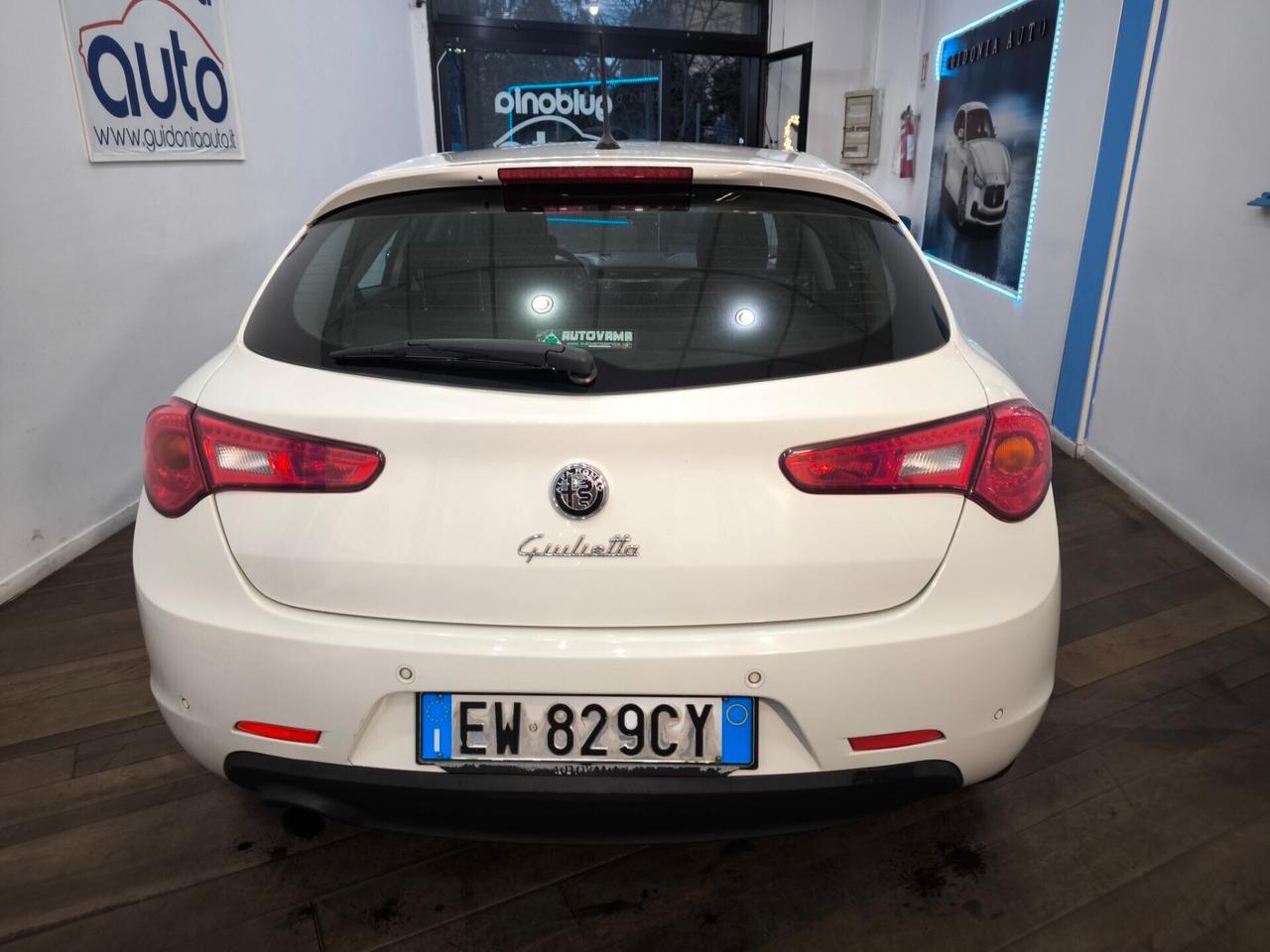 Alfa Romeo Giulietta 1.6 JTDm-2 105 CV Distinctive