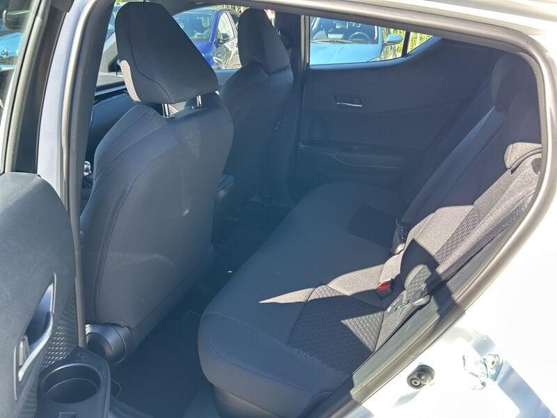 Toyota C-HR C-HR 1.8 Hybrid E-CVT Business