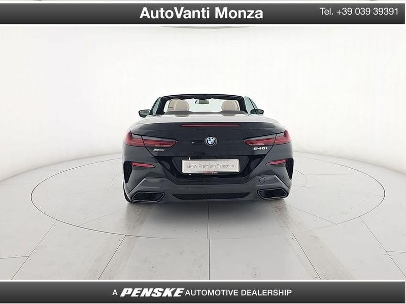 BMW Serie 8 840i xDrive Cabrio
