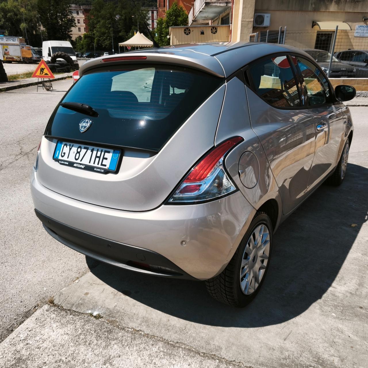 Lancia Ypsilon 1.3 MJT 16V 95 CV 5 porte S&S Gold