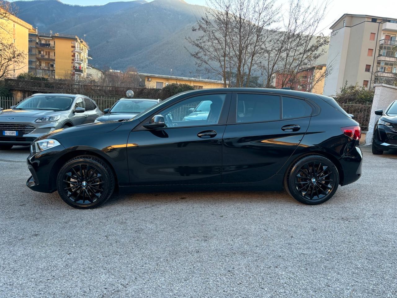 Bmw 116d 5p AUTOMATIC 116 CV Sport FULL- TOTAL BLACK km 99.000