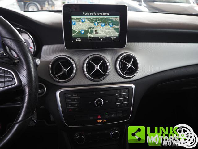 MERCEDES-BENZ GLA 200 d Sport autom