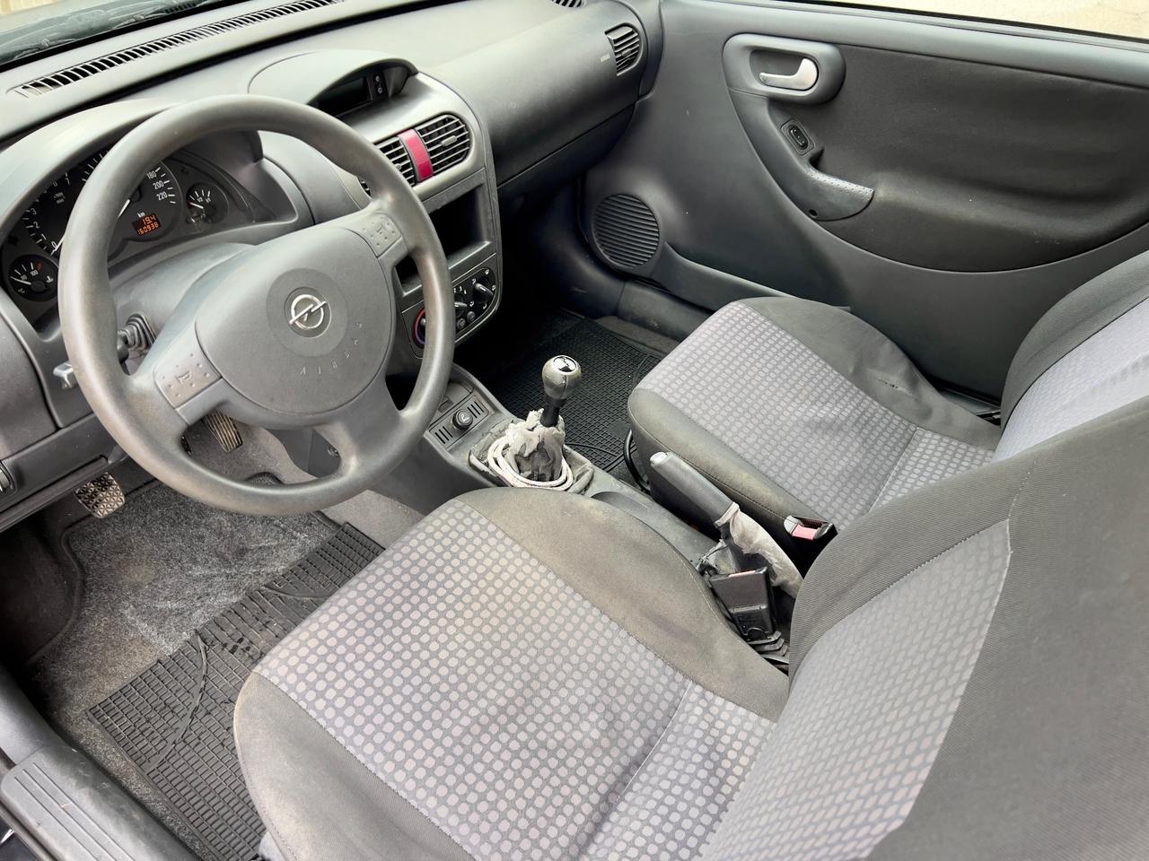 Opel Corsa 1.2i 16V cat 3 porte Club