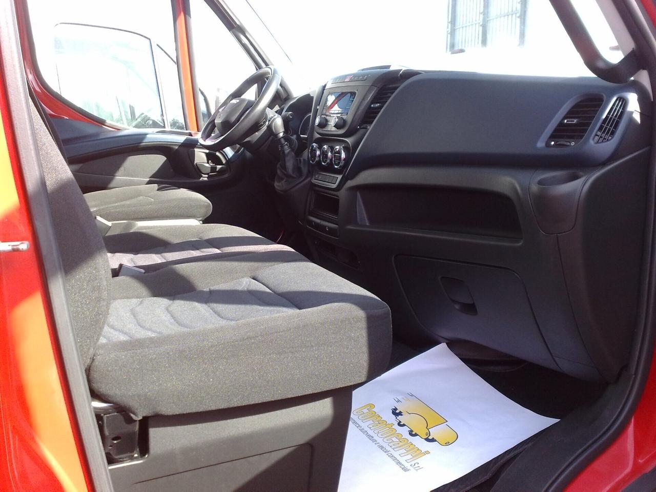 Iveco Daily 35c18 3000cc Furgone di serie - 2020