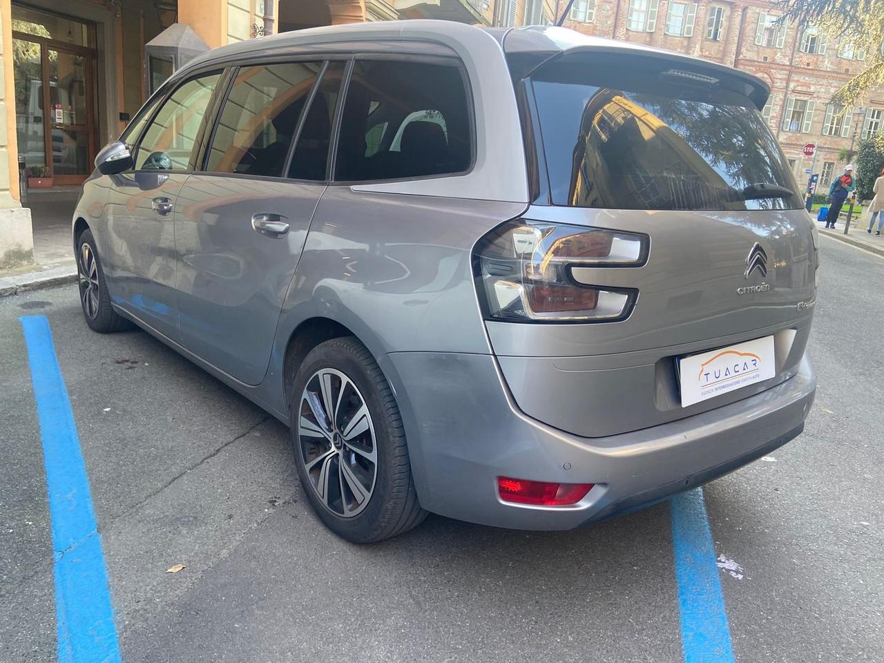 Citroen Spacetourer Shine 1.6 Blue HDi 120