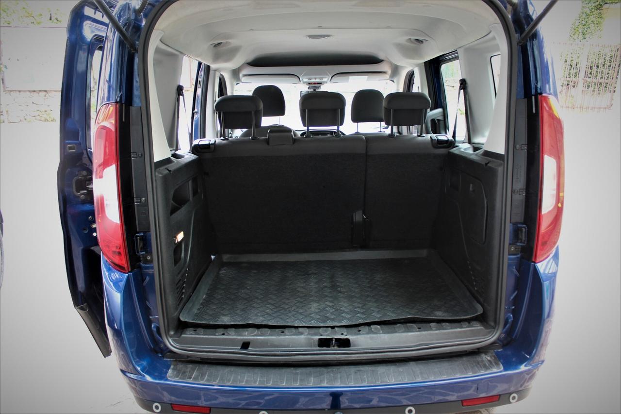Fiat Doblo Doblò 1.4 T-Jet 16V Lounge 120 cv Gancio Traino