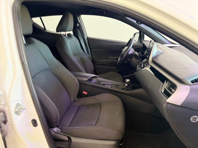 TOYOTA C-HR 1.8 Hybrid E-CVT GR Sport