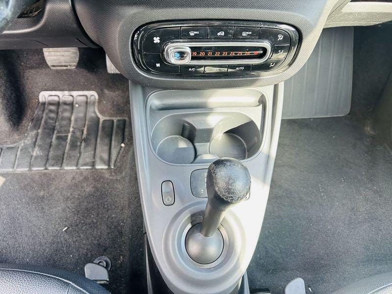smart fortwo fortwo 70 1.0 twinamic Youngster