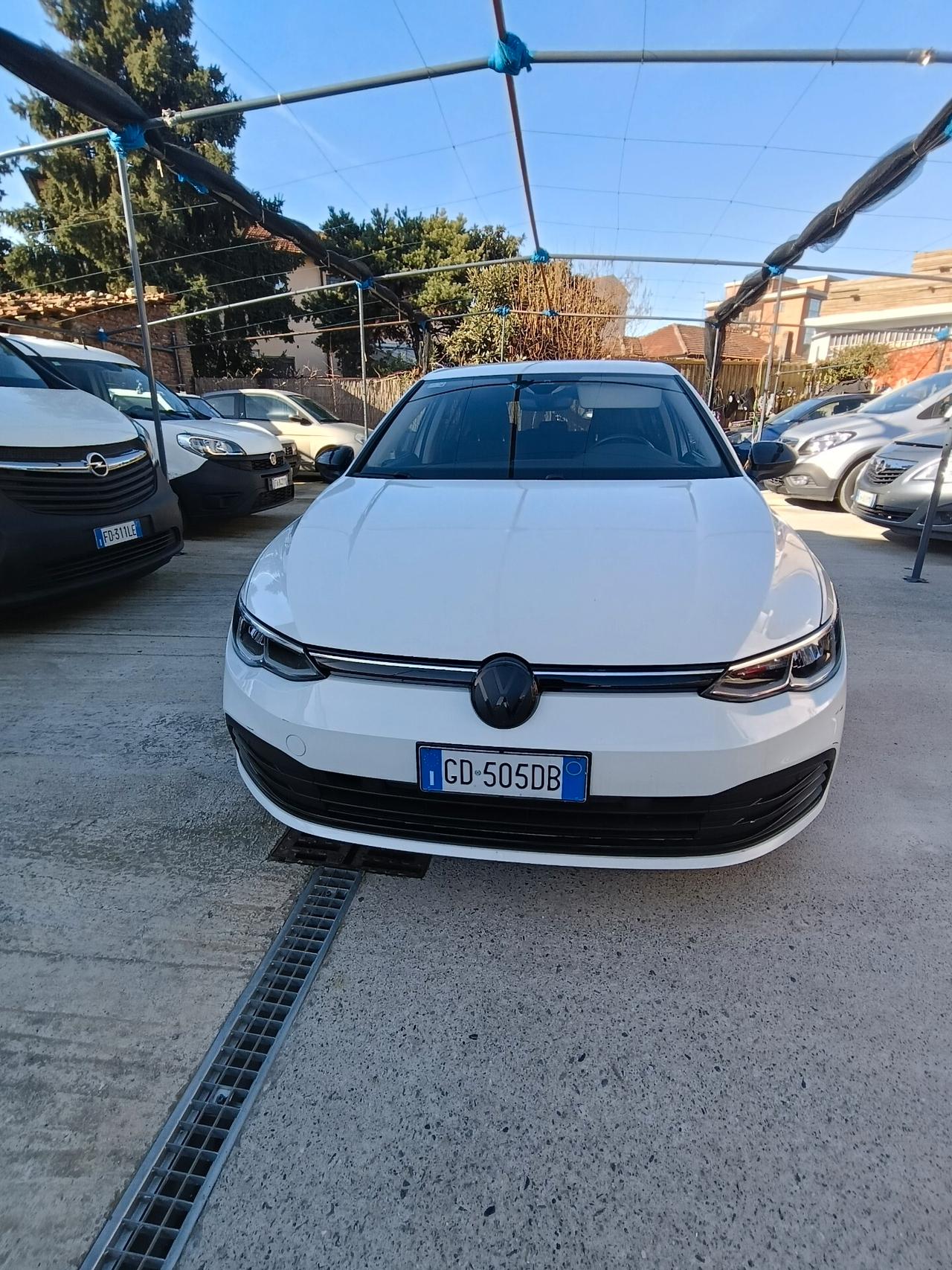 Volkswagen Golf 1.5 eTSI 150 CV EVO ACT DSG R-Line