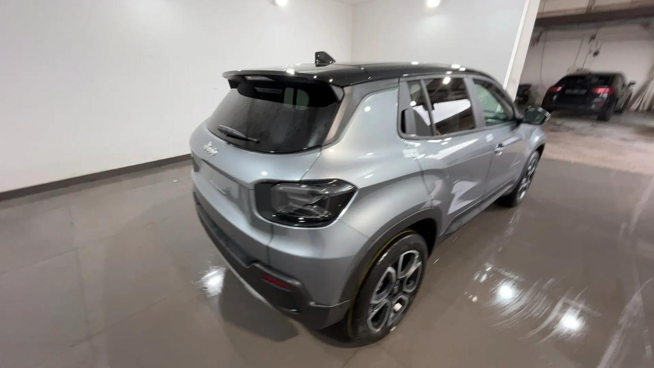 Jeep Avenger 1.2T e-hybrid Autom. KM0