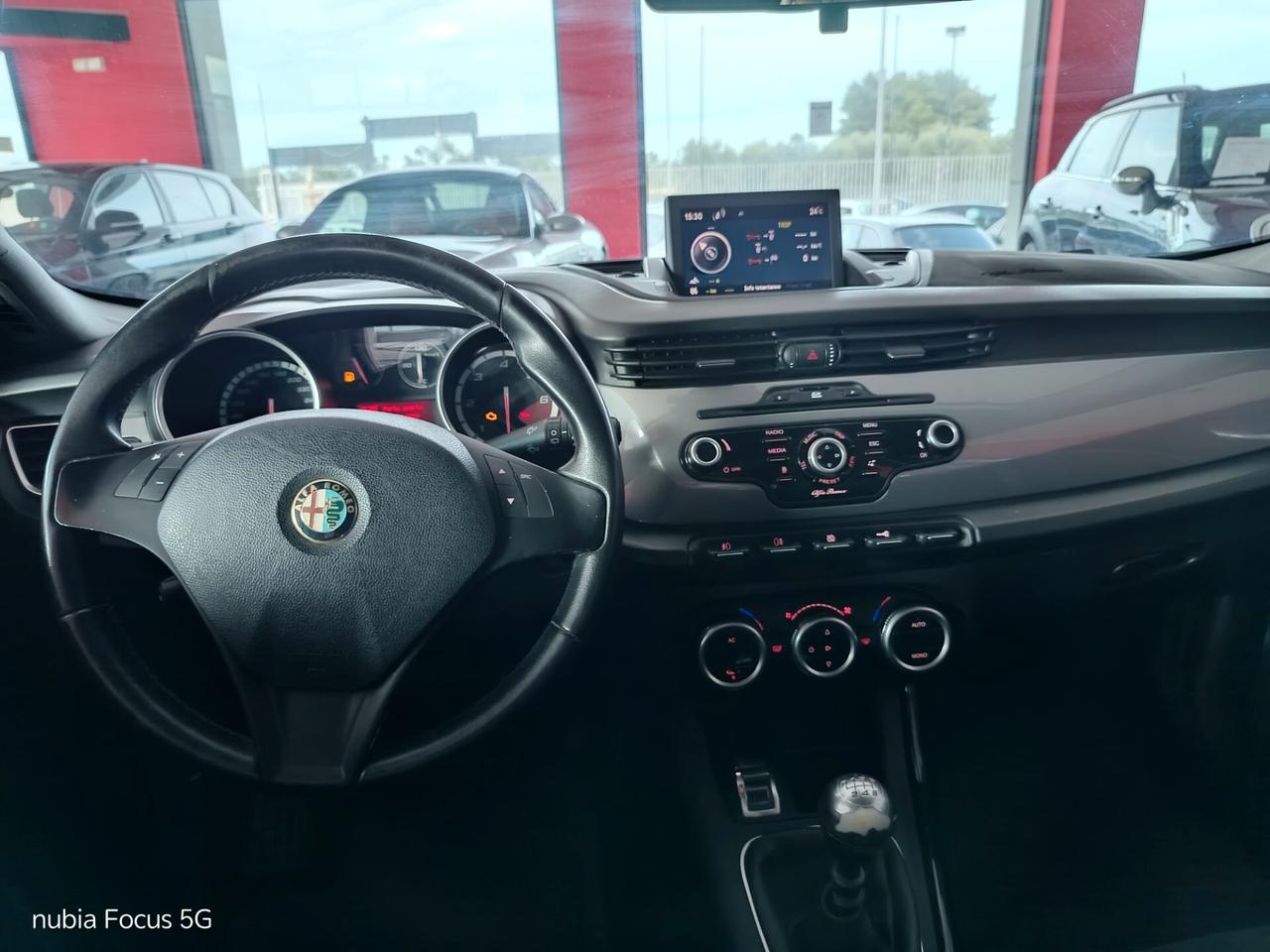 Alfa Romeo Giulietta 1.6 JTDm-2 105 CV Exclusive
