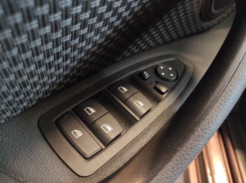 BMW X1 (F48) - X1 xDrive25e Business Advantage