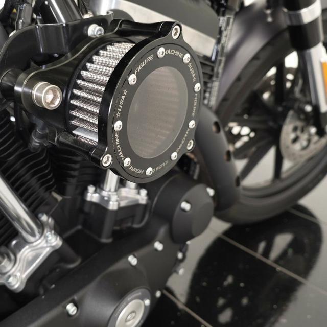 HARLEY-DAVIDSON 883 Iron - ANNO 2017