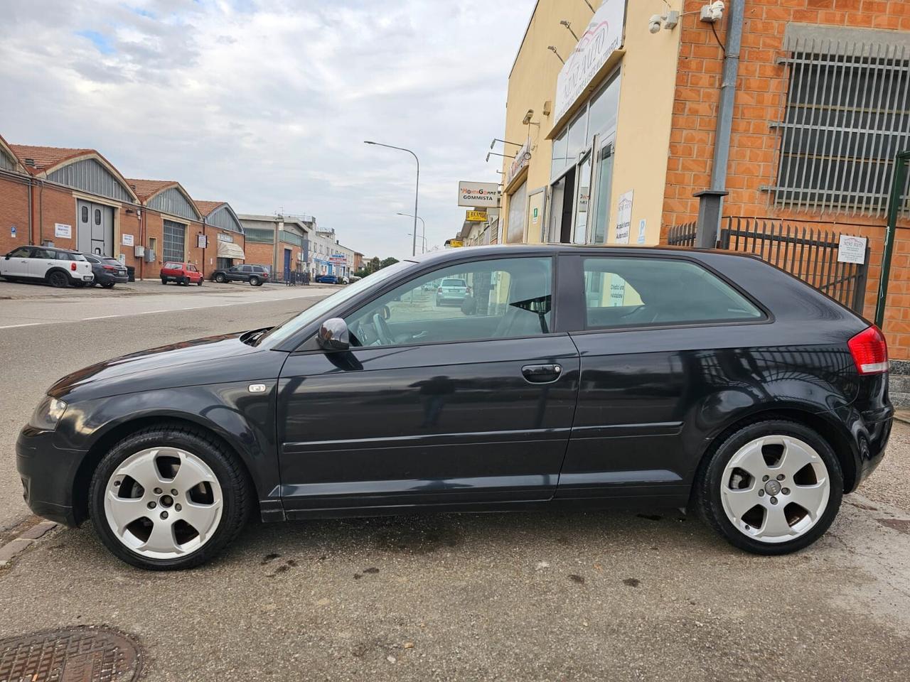 Audi A3 2.0 TDI 140cv Ambition 3 Porte*Unipro*Cerchi 17*