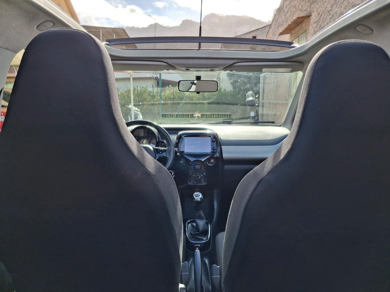 Peugeot 108 VTi 68 5 porte Allure TOP!