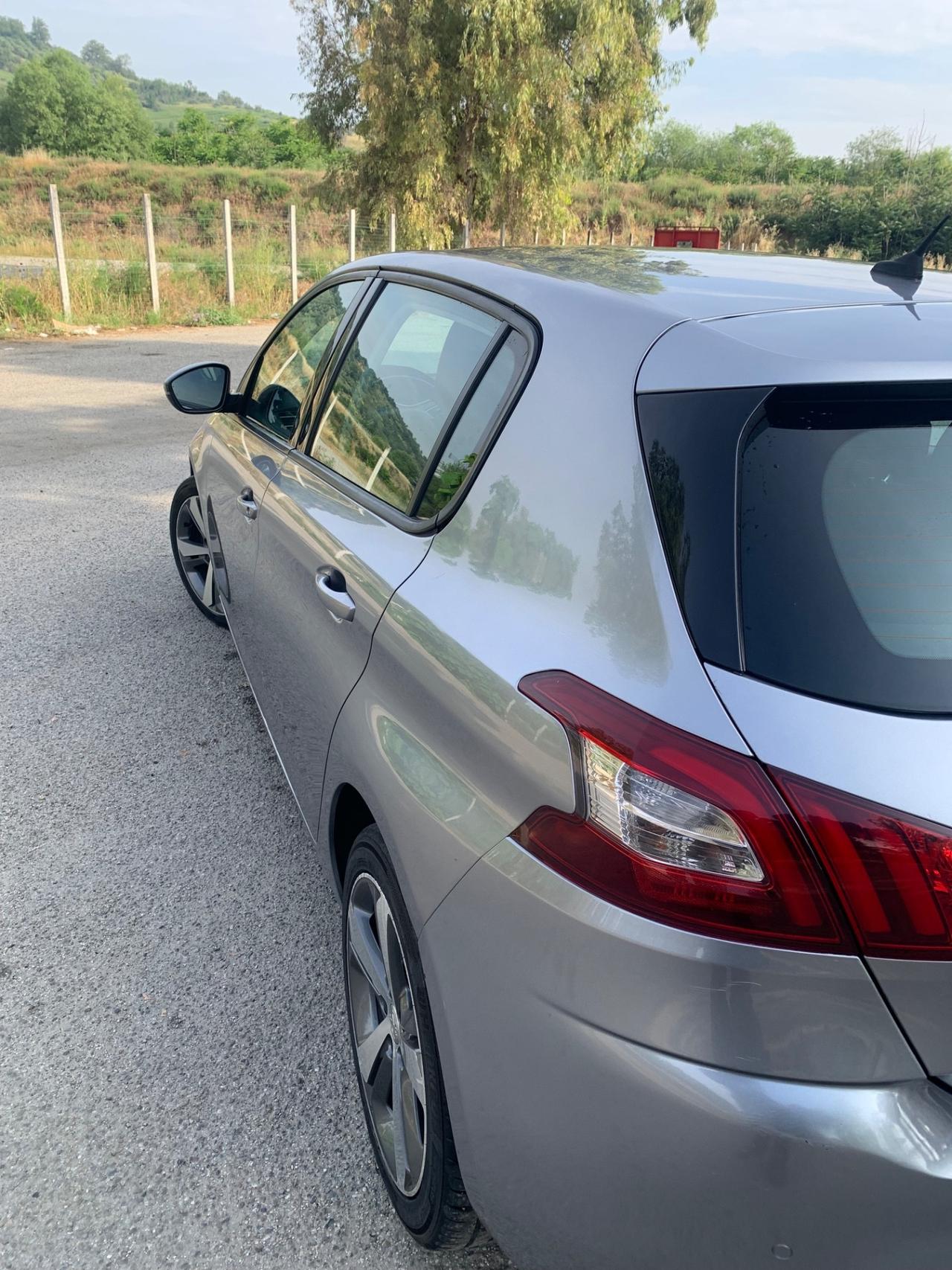 Peugeot 308 BlueHDi 1.6 120 S&S GT Line
