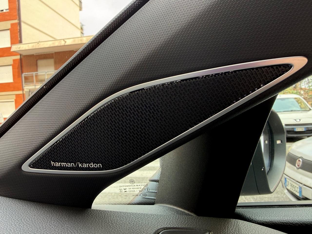 Volkswagen Golf GTI 2.0 TSI DSG PERFORMANCE